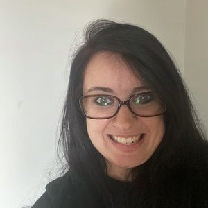 Meet your Posher, Stacey